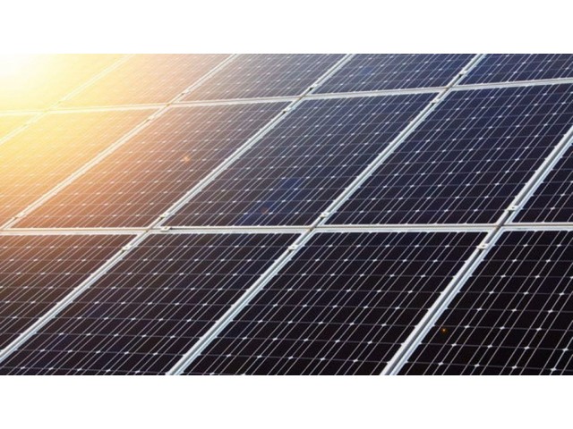 El Gobierno elimina el «Impuesto al Sol»